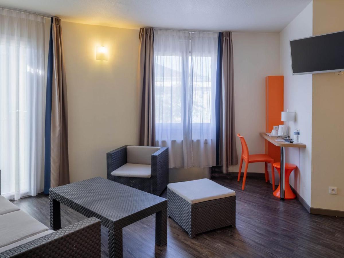 Noemys Toulon La Valette - Hotel Restaurant Avec Piscine 외부 사진